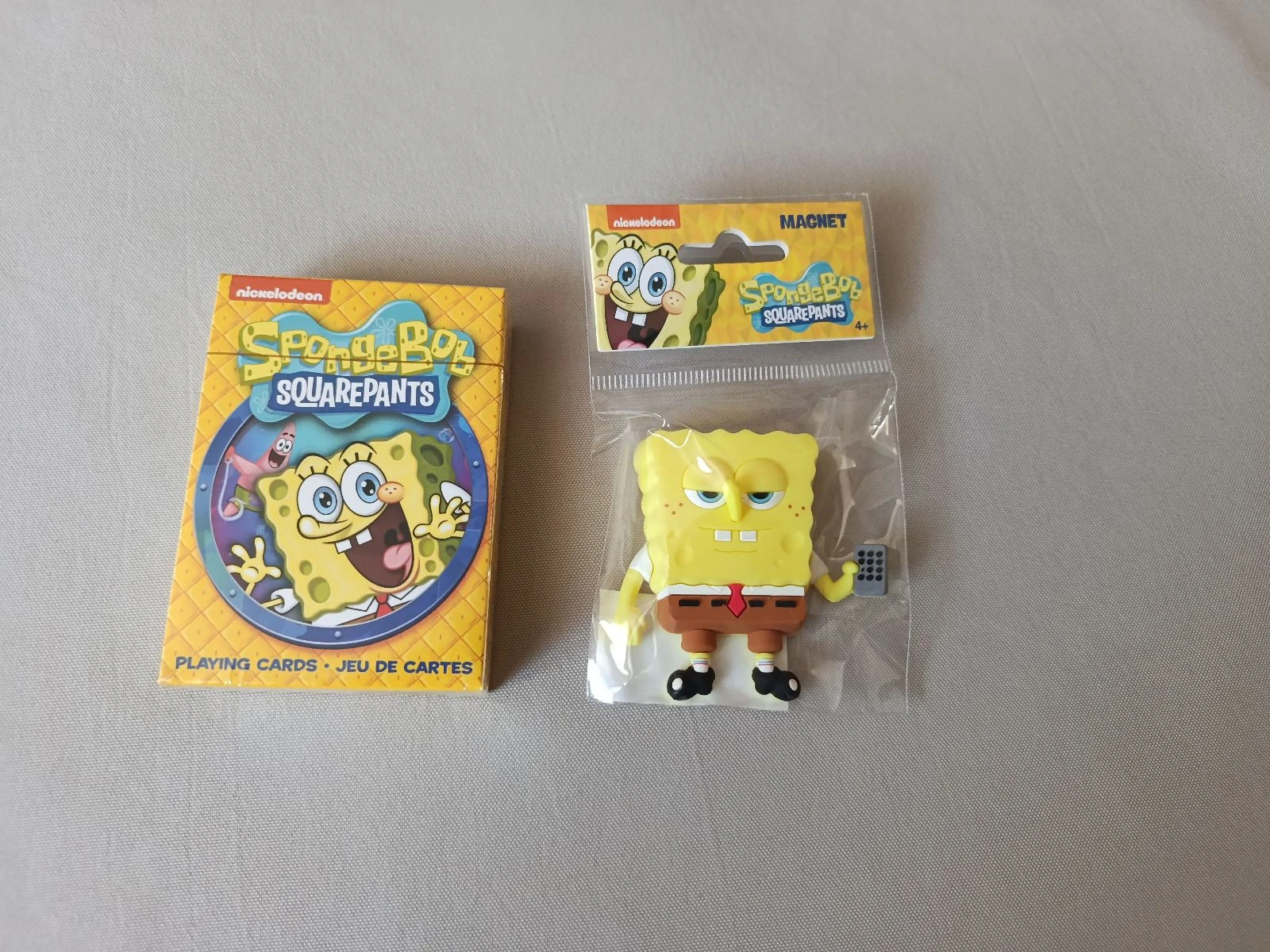 Lot Bob l’Éponge | Neufs | Jeu de cartes + Magnet 3D | Spongebob